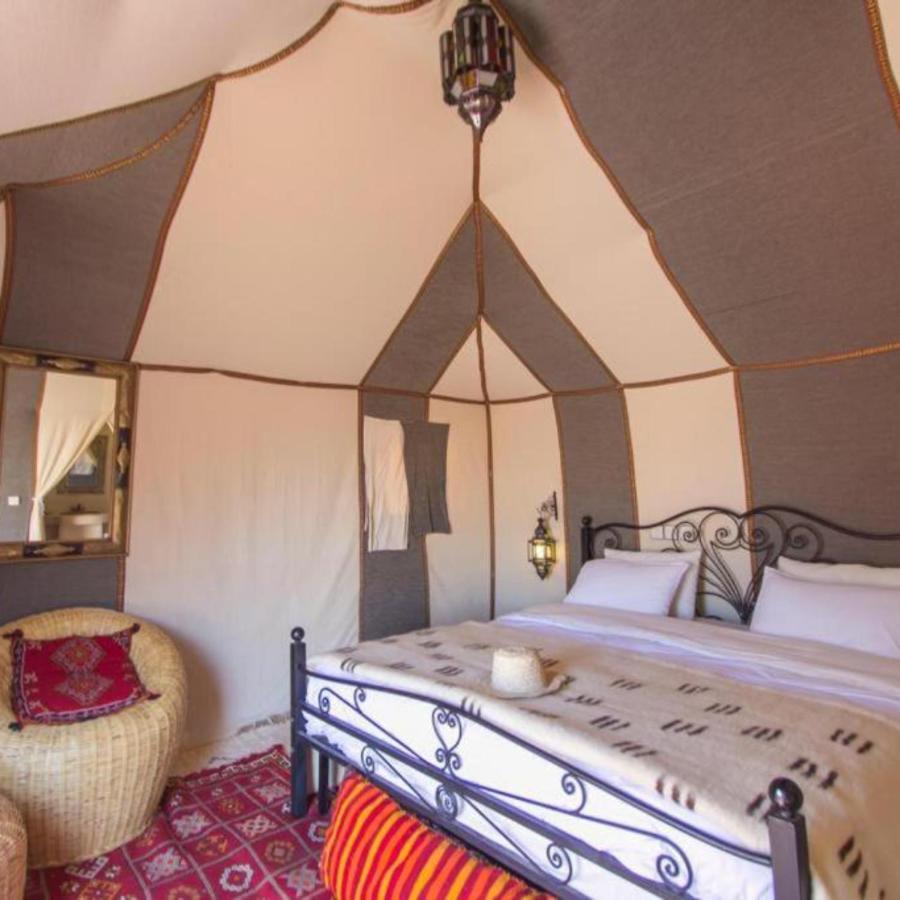 Отель Berber Soul Luxury Camp Мерзуга Экстерьер фото